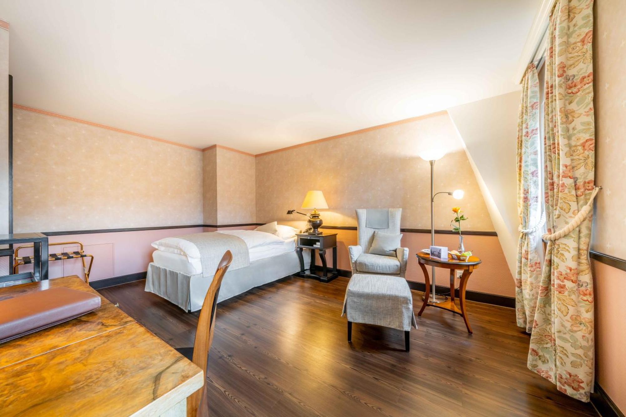 Schinznach Bad Kurhotel Im Park מראה חיצוני תמונה